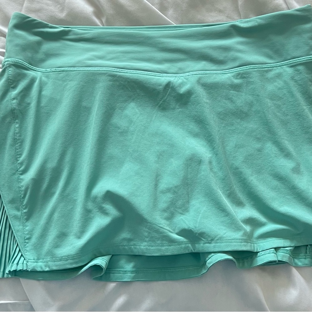 lululemon limited edition skirt